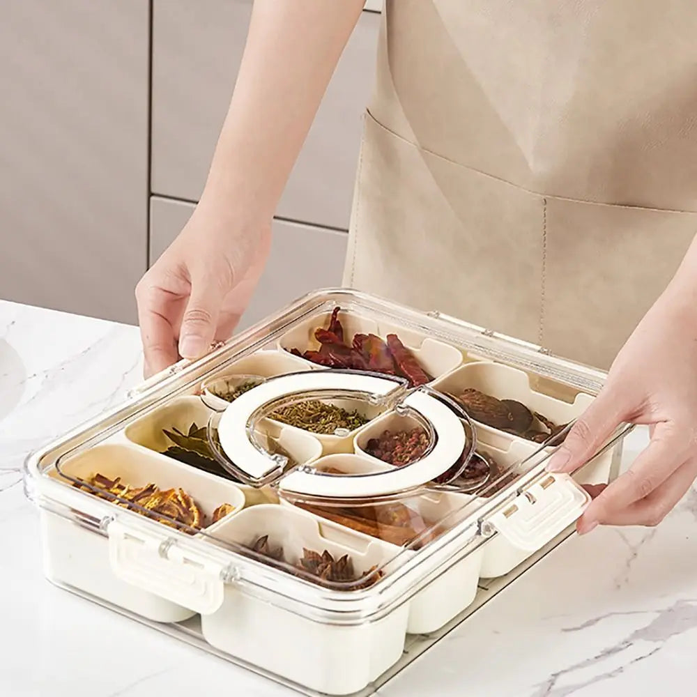 4/8 Separated Seasoning Box Special Design Dustproof Plastic Divided Serving Tray Charcuterie Container for Picnic