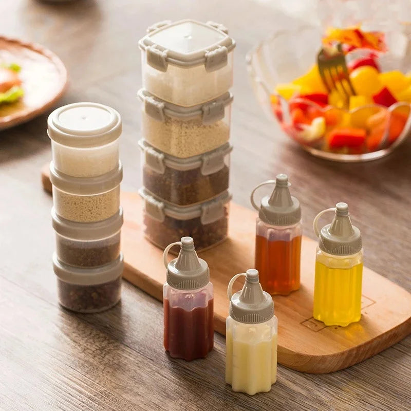 4PCS Portable Seasoning Box Jam Squeeze Bottle Mini Crisper Transparent Dressing Container Salad Dressing Soy Sauce Storage Box