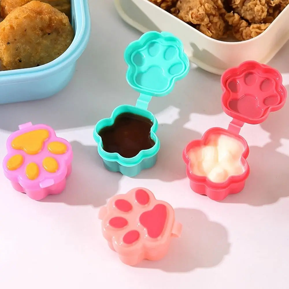 Cartoon Cat Paw Sauce Squeeze Bottle Mini Seasoning Box Salad Dressing Containers Portable Barbecue Spice Jar Kitchen Tool